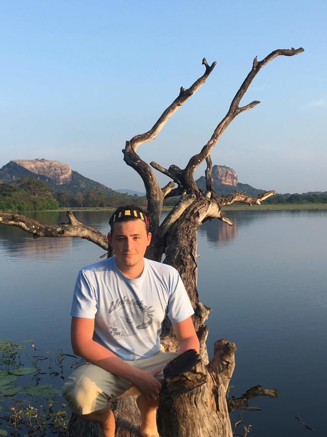 Amaya River Side Homestay Sigiriya Bagian luar foto