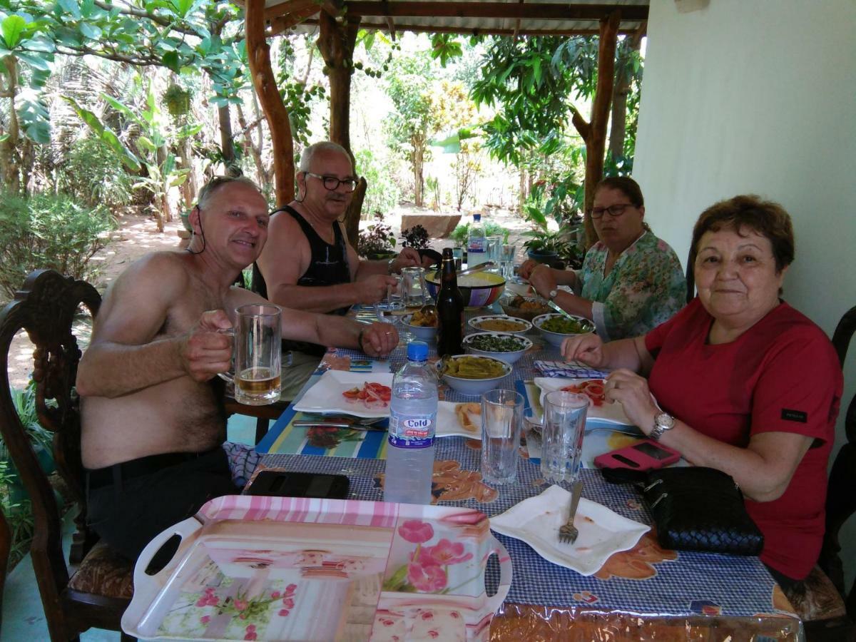 Amaya River Side Homestay Sigiriya Bagian luar foto